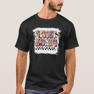 Camiseta Groovy Spooky Midwife Floral Ghost Halloween Midwi