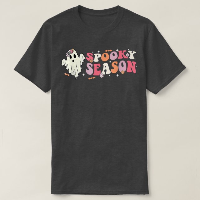 Camiseta Groovy Spooky Season Hippie Floral Ghost Retro Hal (Diseño del anverso)