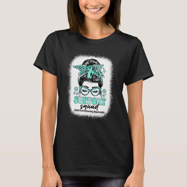 Camiseta Groovy Support Squad Messy Bun Addiction Recovery  (Anverso)