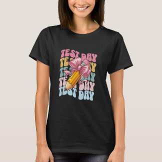 Camiseta Groovy Test Day Kids Girl Student Motivation Women