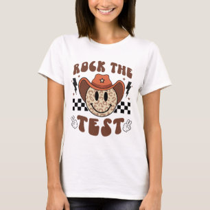 Camiseta Groovy Test Day Rock the Test Smile Cowboy Me