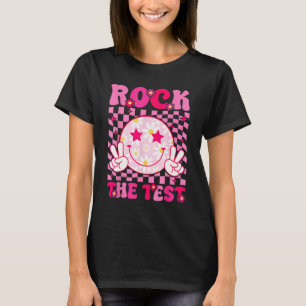 Camiseta Groovy Test Day Rock the Test Smile Hippie Pink Gi