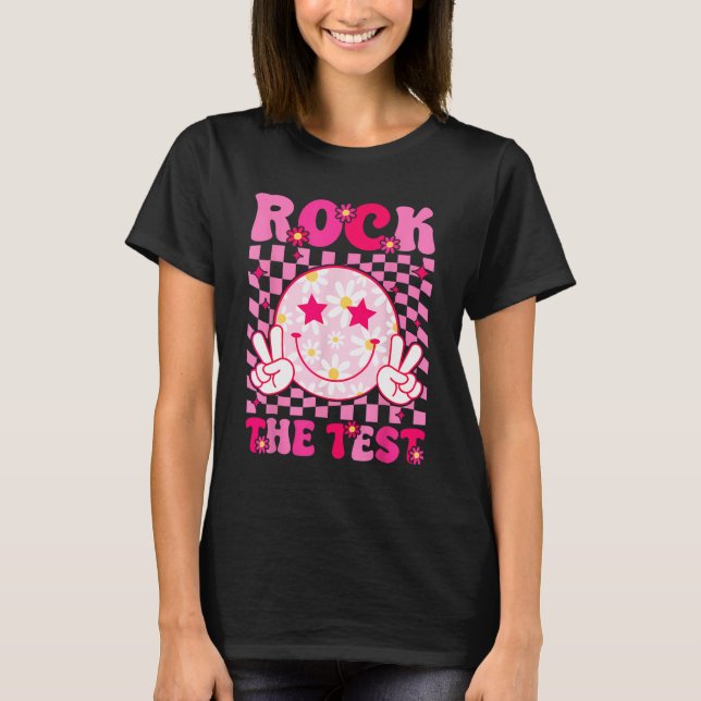 Camiseta Groovy Test Day Rock the Test Smile Hippie Pink Gi (Anverso)