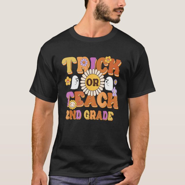 Camiseta Groovy Trick o Teach Retro Floral Ghost 2º Grado (Anverso)