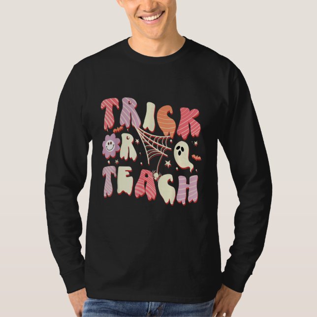 Camiseta Groovy Trick Or Teach Ghost Teacher Halloween Cost (Anverso)