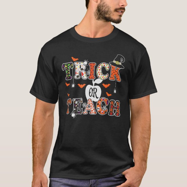 Camiseta Groovy Trick Or Teach Teacher Halloween Costume 20 (Anverso)