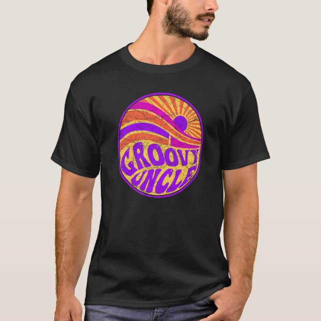 Camiseta Groovy Uncle 70s Aesthetic Nostalgia 1970's Retro  (Anverso)