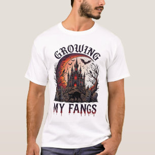Camiseta Growing Fangs Halloween Castillo Embrujado Gato Ne