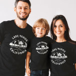 Camiseta Grupo de vacaciones de la familia personalizado La<br><div class="desc">¿Quieres conmemorar tu lago y las vacaciones de campamento? Nuestras camisetas de vacaciones personalizados son perfectas para reuniones familiares, viajes de grupo y aventuras al aire libre. Personalízalos con el nombre de tu familia o grupo y el año de vacaciones para un mantenimiento único. ¡Pida hoy y valore a los...</div>