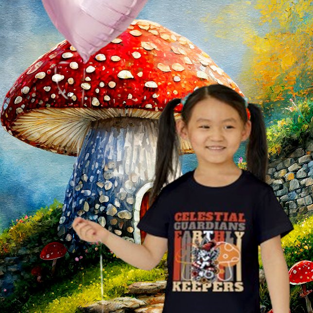 Camiseta Guadianos celestes, tenedores de tierra adoran a C (Subido por el creador)