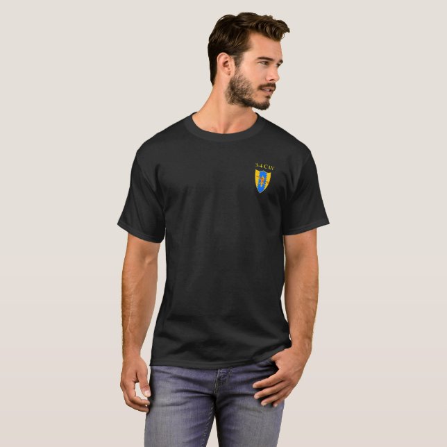 Camiseta Guarde la calma y CAV en el T de los hombres (Anverso completo)