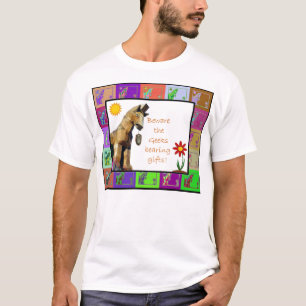 Camiseta Guárdese de los frikis que llevan los regalos