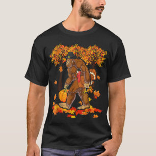 Camiseta Guay Bigfoot Holding Pumpkin Y Turkey Thanksgivi