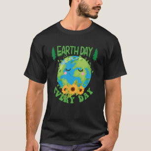 Camiseta Guay Earth Day Sunflower Cita el Día de la Tierra 