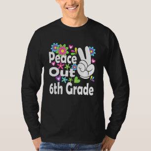 Camiseta Guay graduado de 6° grado de Peace Out