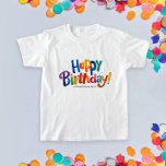 Camiseta Guay Moderno Birthday Colorful Watercolor Typo<br><div class="desc">Esta fresca y moderna camiseta de cumpleaños presenta un diseño vibrante y feliz cumpleaños en una tipografía colorida de color acuático, cada carta muestra un matiz diferente del arcoiris. La letra divertida y fluida da una sensación divertida y artística que destaca. Debajo del audaz mensaje de cumpleaños, hay un breve...</div>