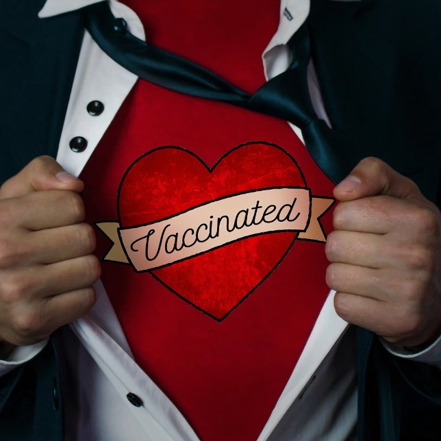 Camiseta Guay Retro Fun Red Heart Con Banner Vacunado (Subido por el creador)