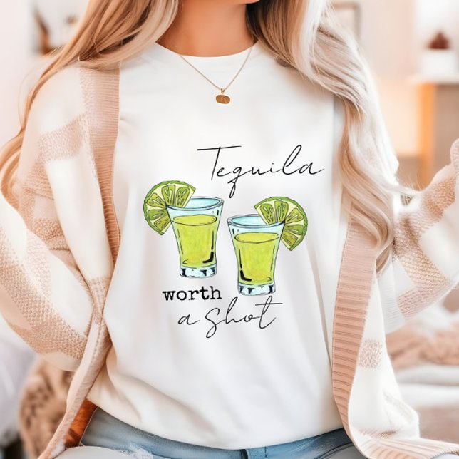 Camiseta Guay Tequila vale un disparo (Subido por el creador)
