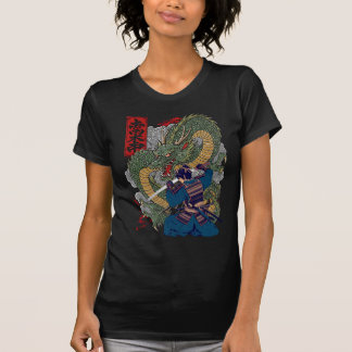 Camiseta Guerrero de Samurai Enfrenta Fierce Dragon Arte Ja