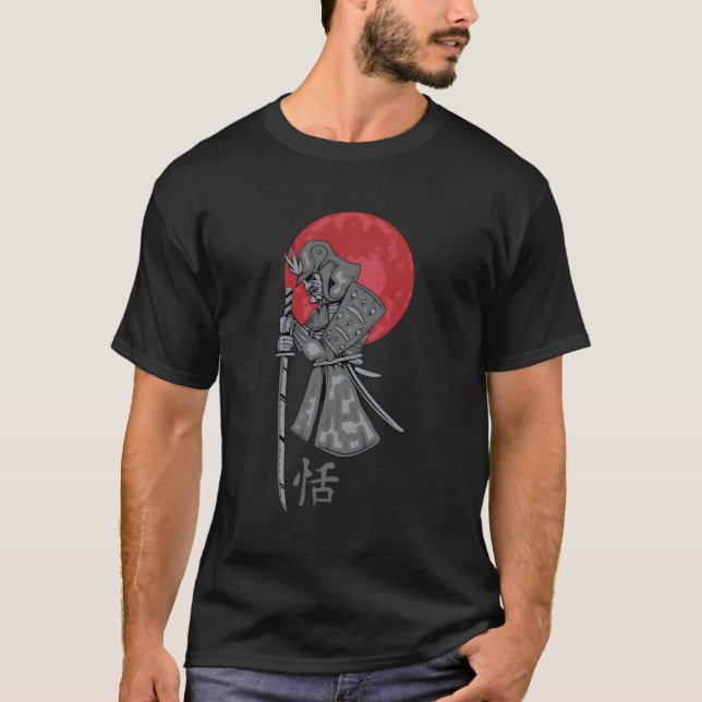 Camiseta Guerrero De Samurai Retro Y Luna Roja Completa (Anverso)