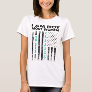 Camiseta guerrero del ptsd no soy la mayoría de las mujeres