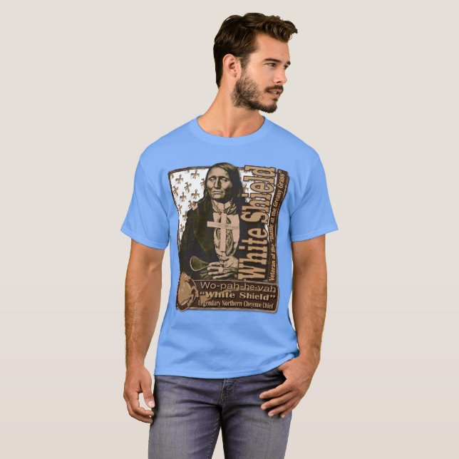 Camiseta Guerrero septentrional de Cheyenne del escudo (Anverso completo)