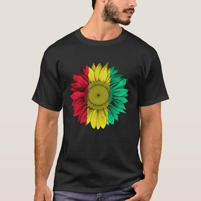Camiseta Guinea Flag Sunflower Guinean Roots Proud Patrioti (Anverso)