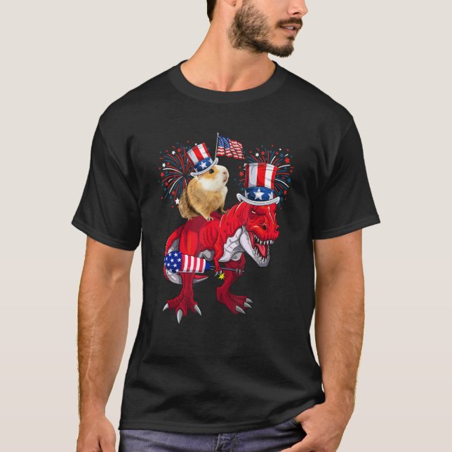 Camiseta Guinea Pig Ridding T-Rex 4th Of July Fireworks Lov (Anverso)