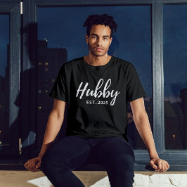 Camiseta Guión blanco hubby "EST 202X" - Modernos Groomsmen