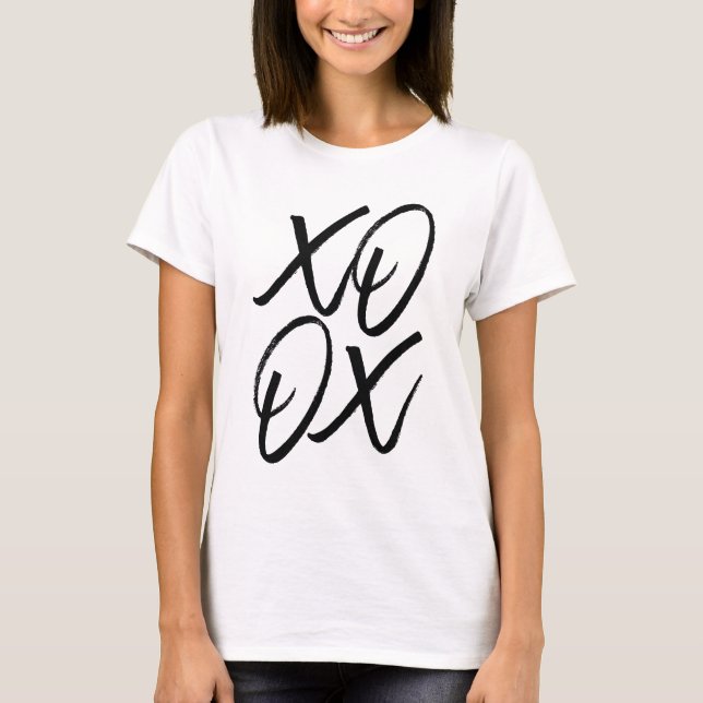 Camiseta Guión con pincel XO (Anverso)