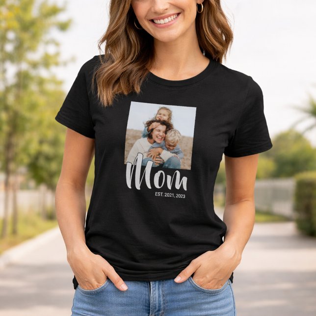 Camiseta Guión establecido de mamá Foto (Mom Established Script Photo T-Shirt)