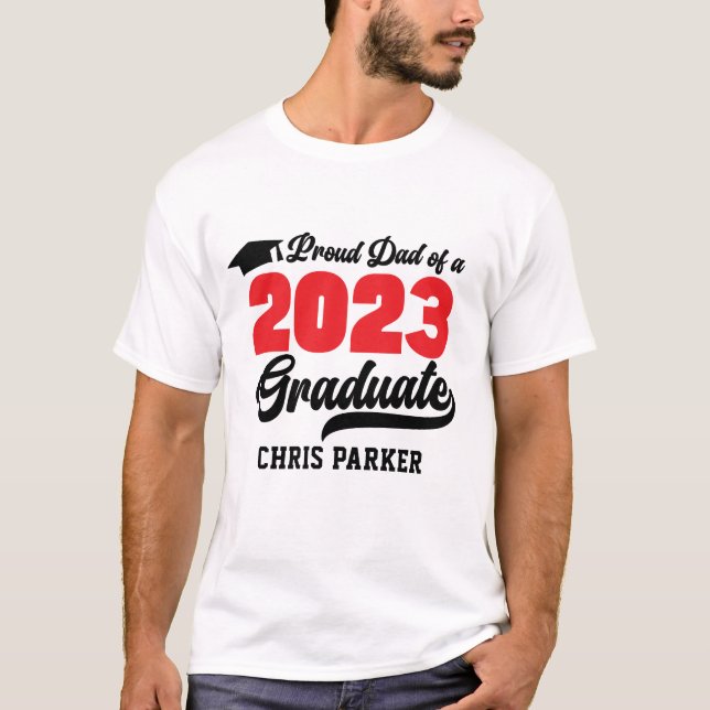 Camiseta Guión rojo moderno Orgulloso DAD de un graduado de (Anverso)