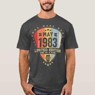 Camiseta Guitar PickLegends Were Born In May 1983 Guitar