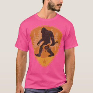 Camiseta Guitarista de pie gigante Sasquatch Yeti Shirt Gui