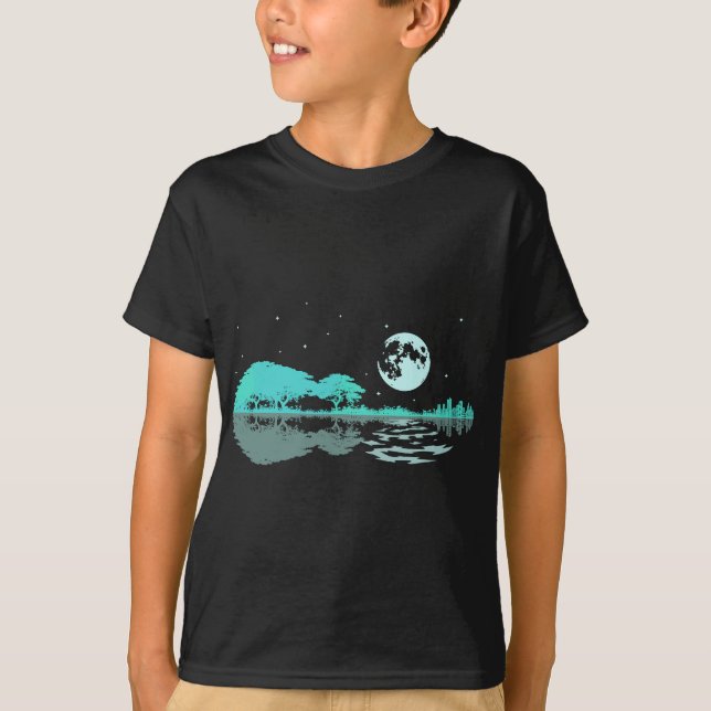 Camiseta Guitarra Acústica del Lago Nocturno Reflexiones Gu (Anverso)