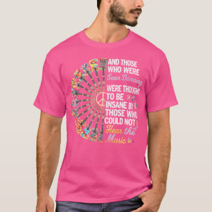 Camiseta Guitarra Hippie Y Los Que Fueron Vistos Bailando H
