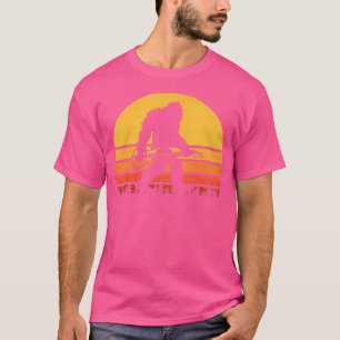 Camiseta Guitarra Retro Bigfoot Vintage Sasquatch Rocker Te