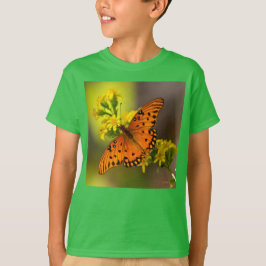 Camiseta Gulf Fritillary aka Passion Butterfly on Goldenrod