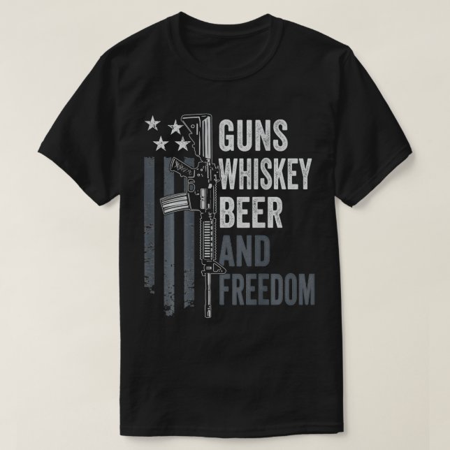 Camiseta Guns Whisky Beer And Freedom  Funny Drinking Gun ( (Diseño del anverso)