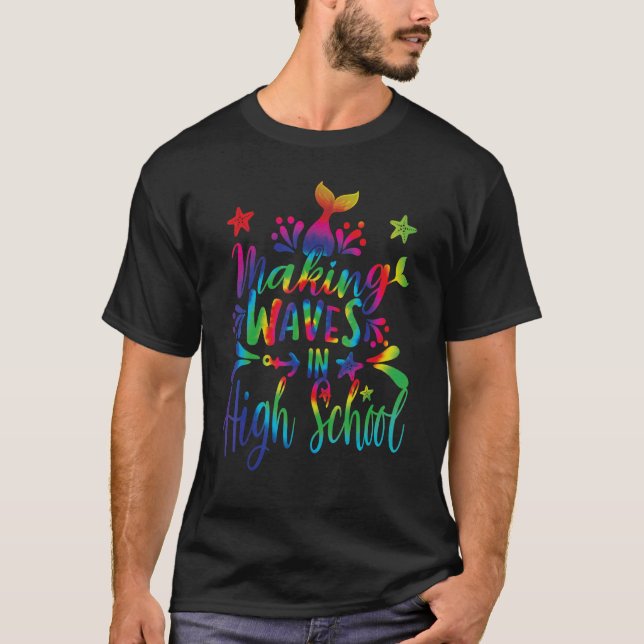 Camiseta Hacer olas en la sirena de secundaria para volver  (Anverso)
