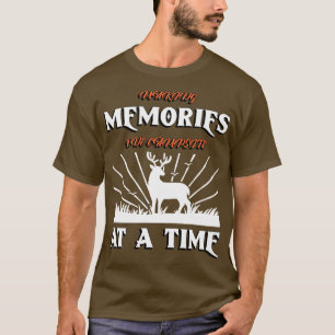 Camiseta Haciendo de los recuerdos un camping a la vez 3