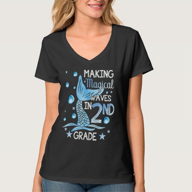 Camiseta Haciendo olas mágicas en profesora de sirena de 2d (Anverso)