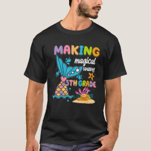 Camiseta Haciendo Ondas Mágicas En El Salón De La Sirena Cu