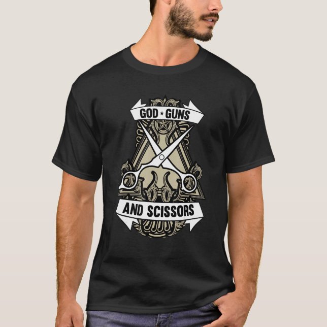 Camiseta Hair Dresser Barber Shop Dios Guns Scissor Hair St (Anverso)