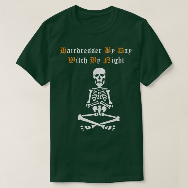 Camiseta Hairdresser By Day Witch By Night Funny Witch Hal (Diseño del anverso)