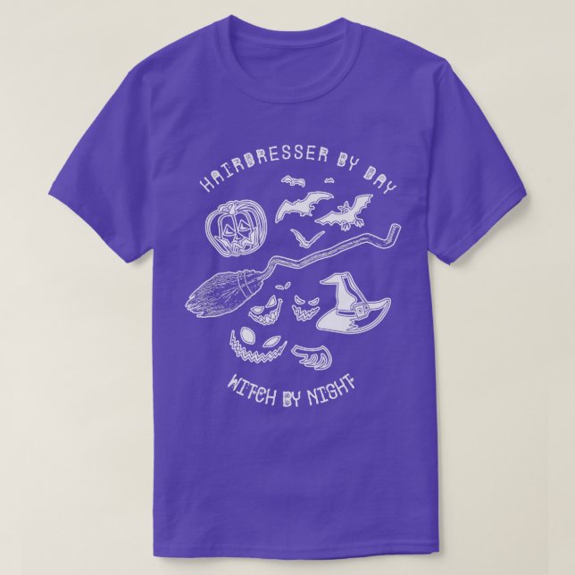 Camiseta Hairdresser By Day Witch By Night Funny Witch Tee (Diseño del anverso)