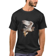 Halcon Saker volando