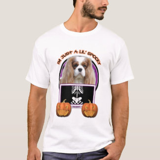 Camiseta Halloween - apenas un Lil fantasmagórico -