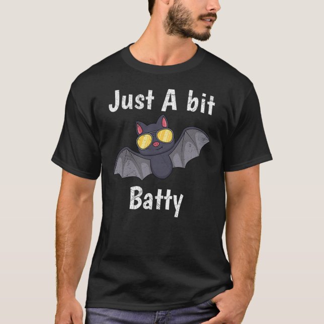 Camiseta Halloween Costume for Kids JUST A BIT BATTY Girl B (Anverso)