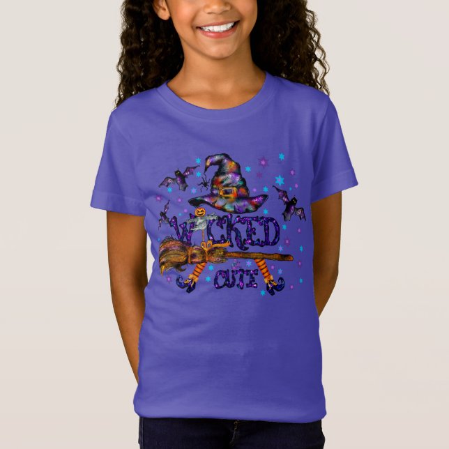 Camiseta Halloween Curte Wicks Witch (Anverso)